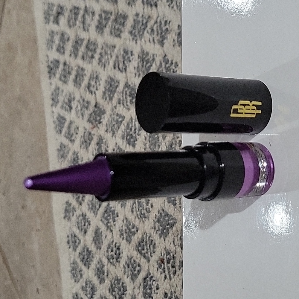 Lilac Glow # 1310015 Lipstick